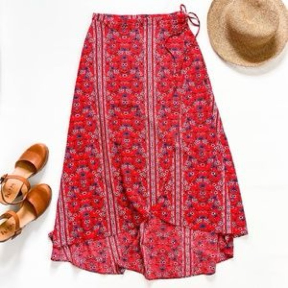 T39. Blue Rain Floral Red Women's Hi-Low  Wrap Skirt